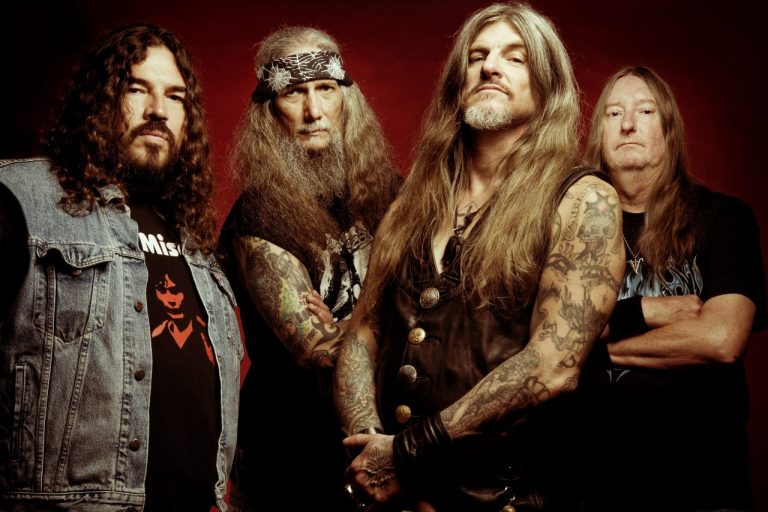 Envie d'un Tee-Shirt Saint Vitus?